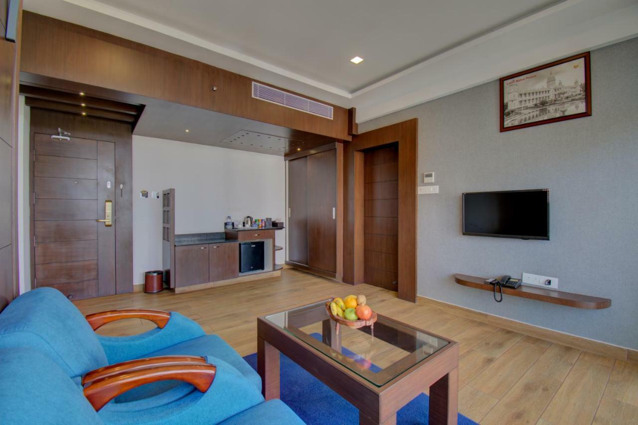 Silver Oak Hotel Майсур Экстерьер фото