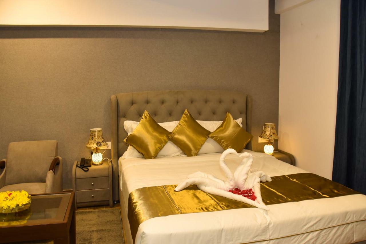 Silver Oak Hotel Майсур Экстерьер фото